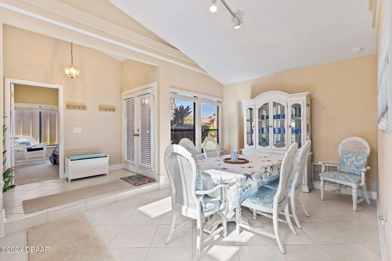2 bedroom Condominium at 1905 Sprucewood Way, Spruce Creek Fly In, Port Orange — photo 2