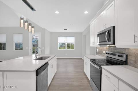 472 Landshark Boulevard, Daytona Beach FL - photo 14 of 99