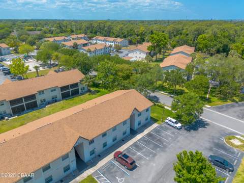 415 Banana Cay Drive #F, South Daytona FL - photo 23 of 29