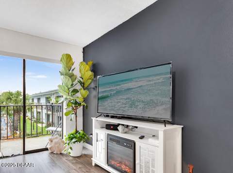 1504 Virginia Avenue #203, Daytona Beach FL - photo 15 of 24