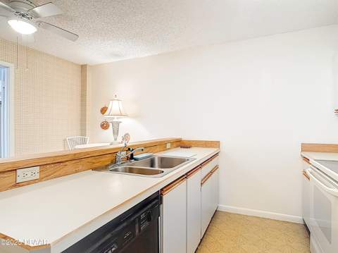 395 S Atlantic Avenue #305, Ormond Beach FL - photo 17 of 55