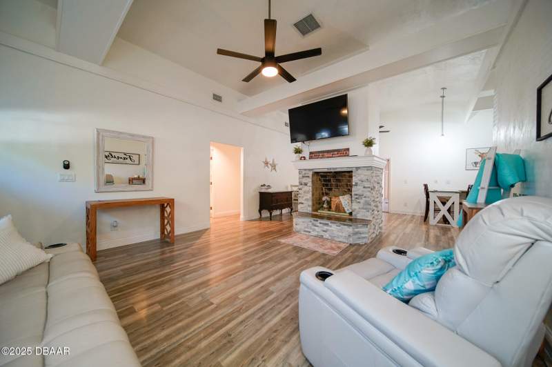 3 bedroom Single Family Residence at 5645 Palm Avenue, Harbor Oaks, Port Orange — photo 5