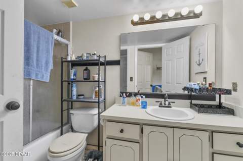 112 Lacosta Lane #115, Daytona Beach FL - photo 17 of 29