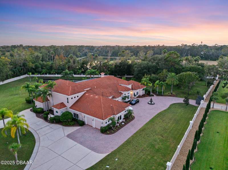 5 bedroom Single Family Residence at 602 Tomoka Avenue, Ormond Beach, Ormond Beach — photo 3