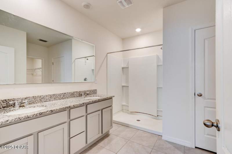 4 bedroom Single Family Residence at 1197 August Sky Drive, Deltona, Deltona — photo 3