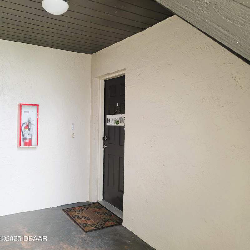2 bedroom Condominium at 415 Banana Cay Drive #B, Bristol Bay Condo The, South Daytona — photo 2