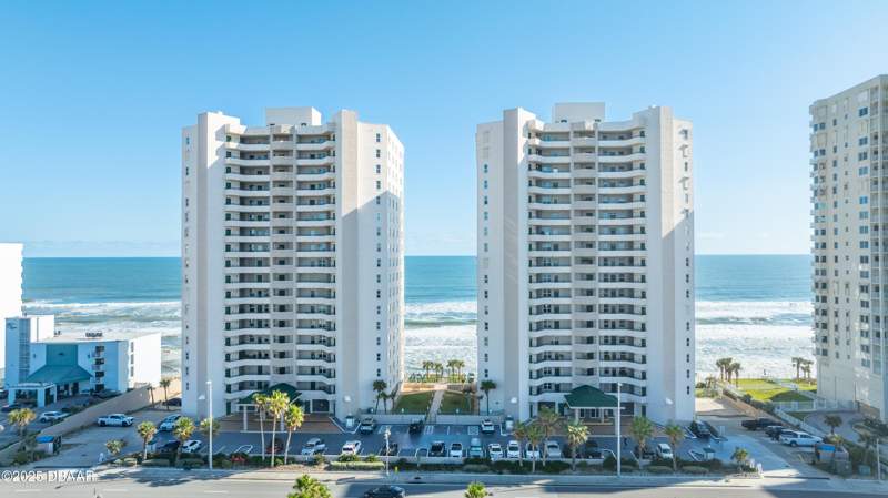 3 bedroom Condominium at 3311 S Atlantic Avenue #201, Dimucci Twin Towers North And South, Daytona Beach — photo 1