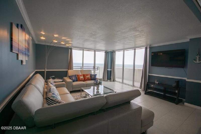3 bedroom Condominium at 1420 N Atlantic Avenue #1903, Horizons Condo, Daytona Beach — photo 5