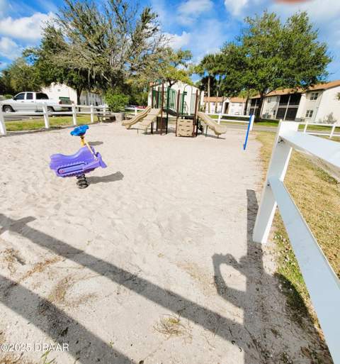 415 Banana Cay Drive #B, South Daytona FL - photo 24 of 26