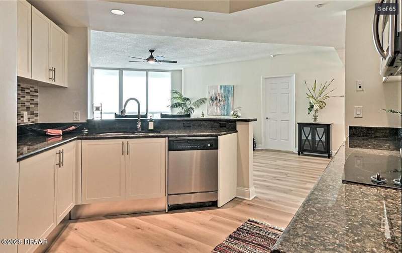 2 bedroom Condominium at 231 Riverside Drive #2206-1, Marina Grande On The Halifax, Holly Hill — photo 4