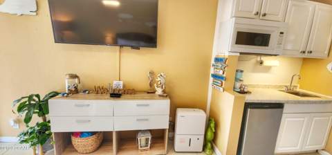 219 S Atlantic Avenue #205, Daytona Beach FL - photo 17 of 35