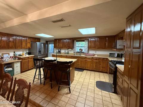 1627 Decatur Avenue, Holly Hill FL - photo 16 of 44