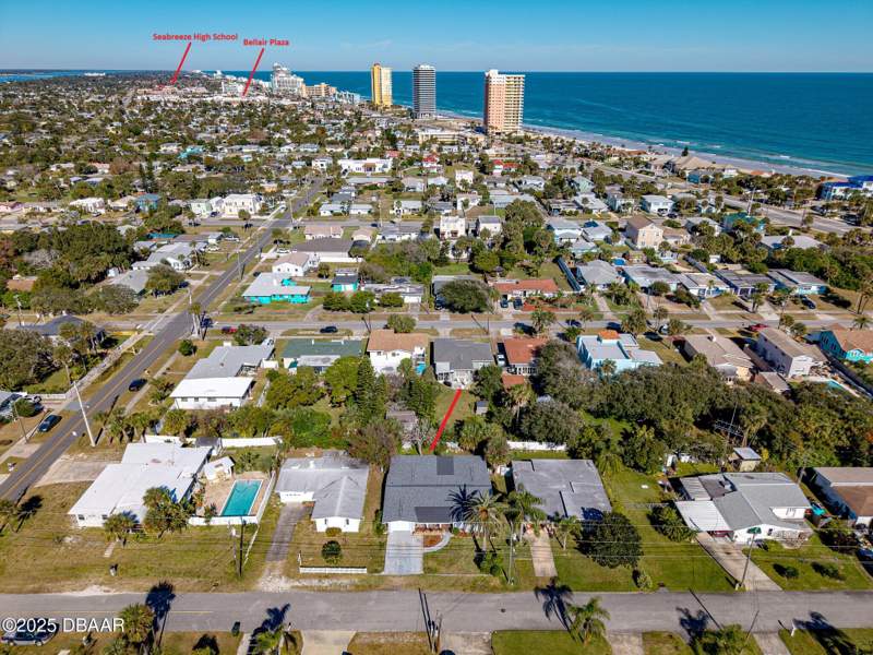 3 bedroom Single Family Residence at 417 Manhattan Avenue, Atlantic Heights, Daytona Beach — photo 3