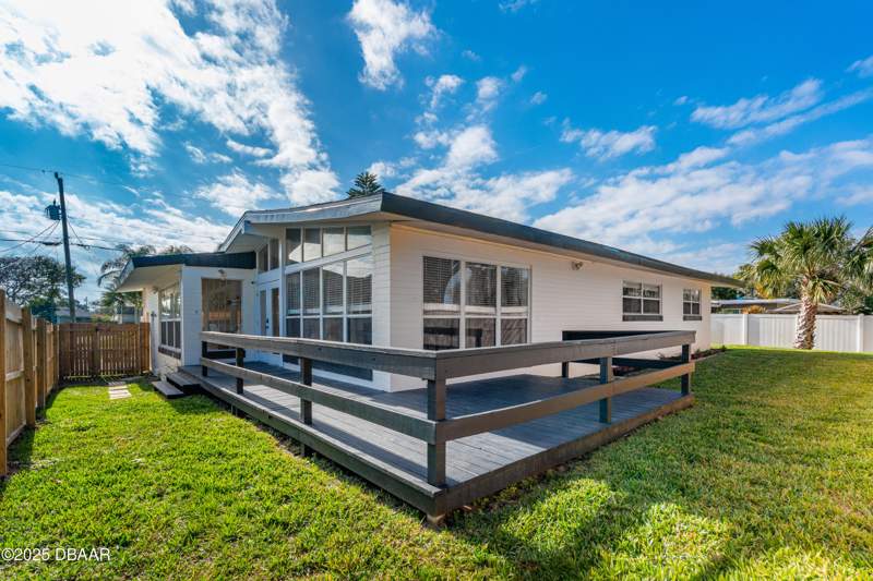3 bedroom Single Family Residence at 109 Standish Drive, Standish Shores, Ormond Beach — photo 5