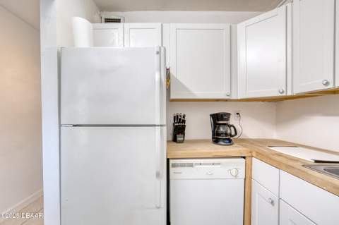 1504 Virginia Avenue #101, Daytona Beach FL - photo 8 of 41