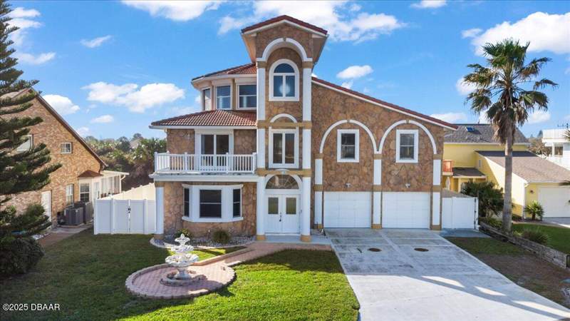 4 bedroom Single Family Residence at 10 Capistrano Drive, Capistrano By The Sea, Ormond Beach — photo 2