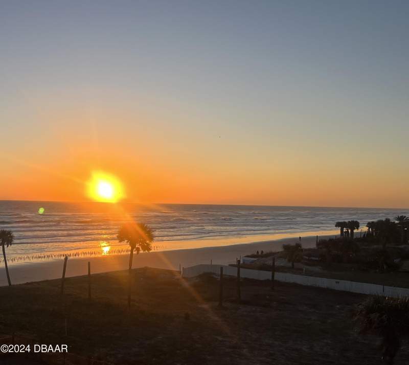 0 bedroom Condotel at 313 S Atlantic Avenue #409, Fountain Beach Resort Condo, Daytona Beach — photo 3