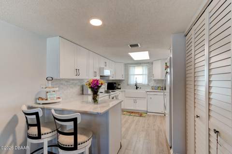 2290 Ocean Shore Boulevard #503, Ormond Beach FL - photo 6 of 21