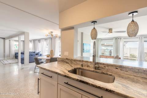 2900 S Peninsula Drive, Daytona Beach FL - photo 11 of 55