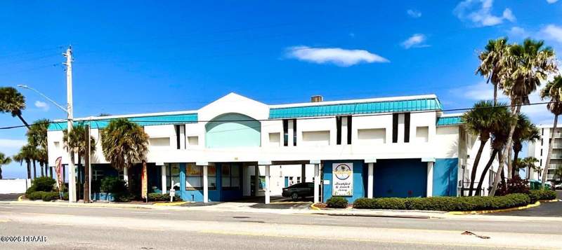 1 bedroom Condominium at 935 S Atlantic Avenue #304, Ocean Jewels Club Condo, Daytona Beach — photo 2