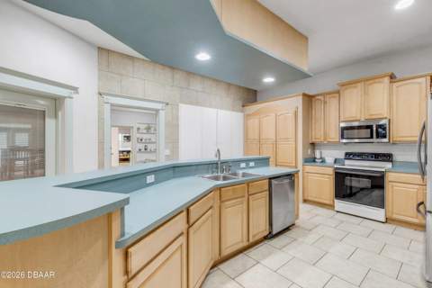 12 Pearl Drive, Ormond Beach FL - photo 18 of 89