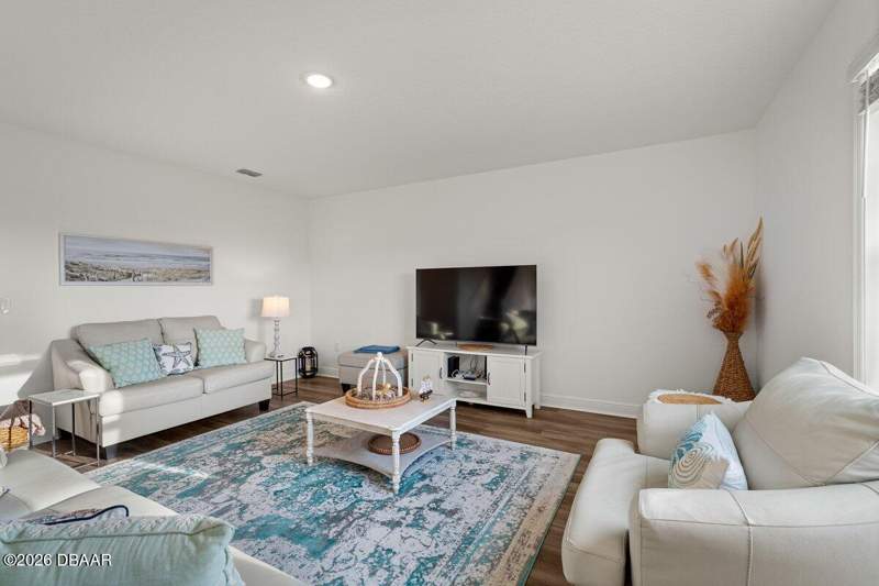 5 bedroom Single Family Residence at 3828 S Atlantic Avenue, Ocean View Sec Halifax Estates, Daytona Beach Shores — photo 4