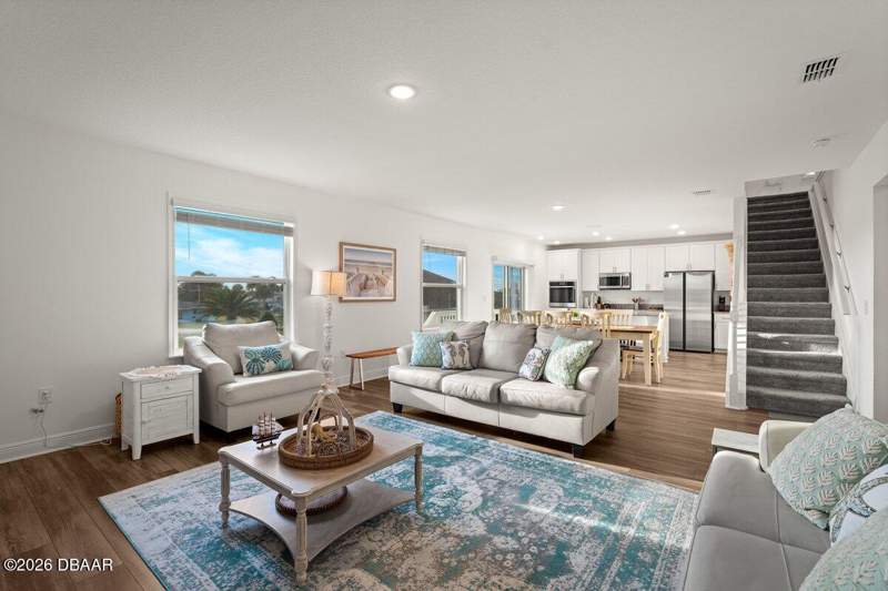 5 bedroom Single Family Residence at 3828 S Atlantic Avenue, Ocean View Sec Halifax Estates, Daytona Beach Shores — photo 3
