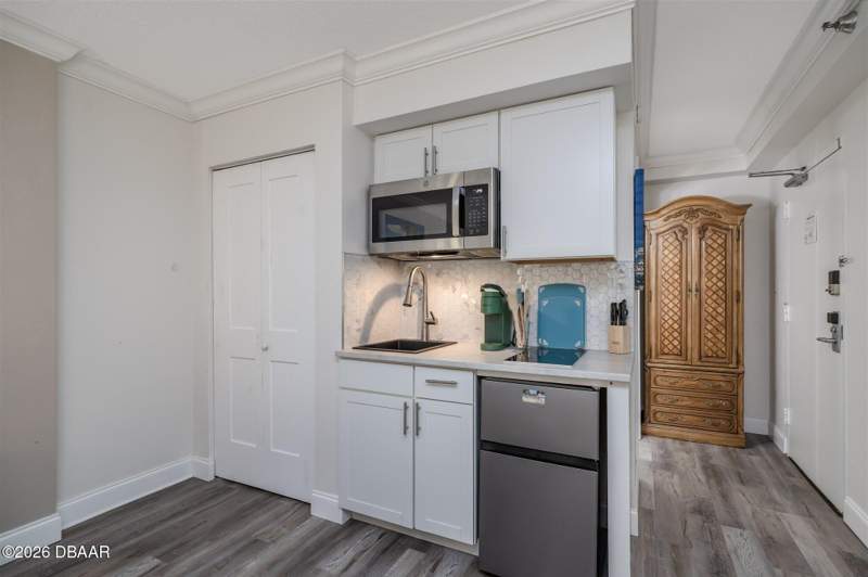 0 bedroom Condotel at 1909 S Atlantic Avenue #202, Oceanside Inn, Daytona Beach — photo 4