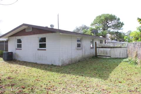 1011 Beulah Drive, Edgewater FL - photo 22 of 24