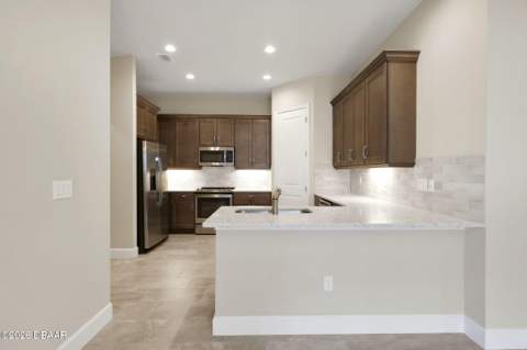 32 Longridge Lane, Ormond Beach FL - photo 8 of 41