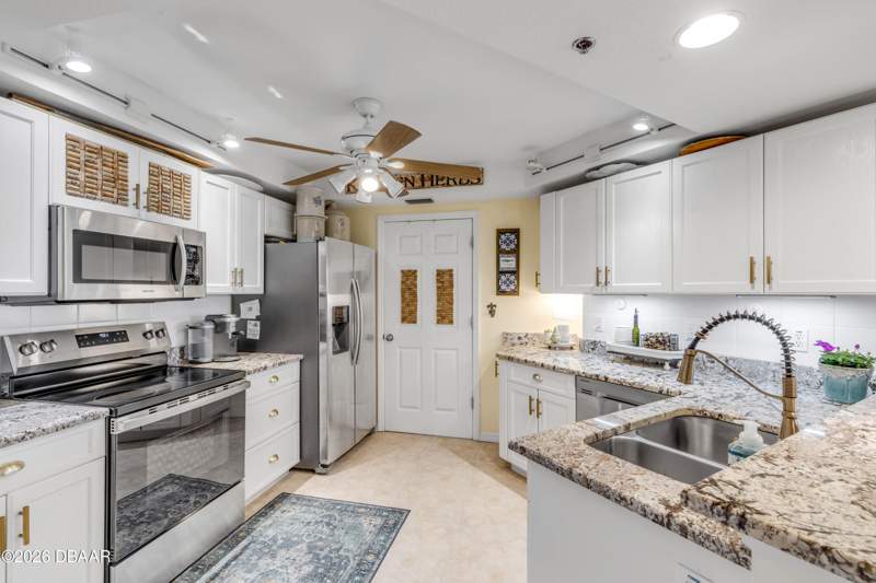 2 bedroom Condominium at 5300 S Atlantic Avenue #16-502, New Smyrna Beach, New Smyrna Beach — photo 4