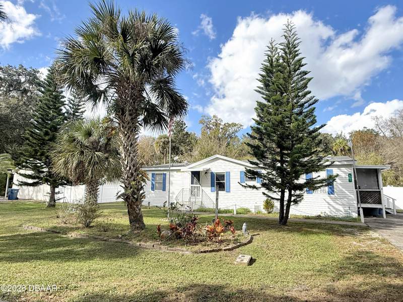 3 bedroom Manufactured Home at 2031 Porto Boulevard, Mission Oaks, New Smyrna Beach — photo 3