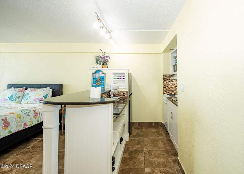 0 bedroom Condotel at 2301 S Atlantic Avenue #435, Hawaiian Inn Lc, Daytona Beach — photo 3