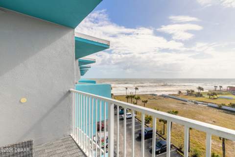 313 S Atlantic Avenue #631, Daytona Beach FL - photo 17 of 33