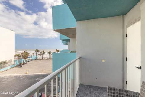 313 S Atlantic Avenue #631, Daytona Beach FL - photo 20 of 33