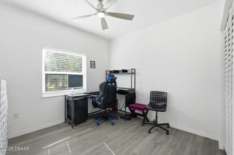 557 Live Oak Avenue, Daytona Beach FL - photo 18 of 33