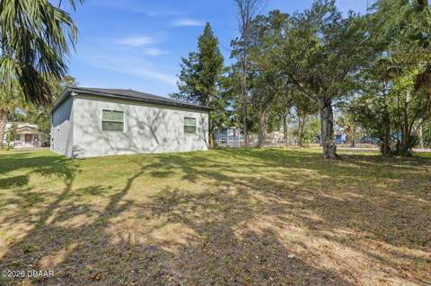 557 Live Oak Avenue, Daytona Beach FL - photo 21 of 33