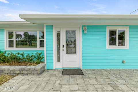 921 E 2nd Avenue, New Smyrna Beach FL - photo 10 of 69