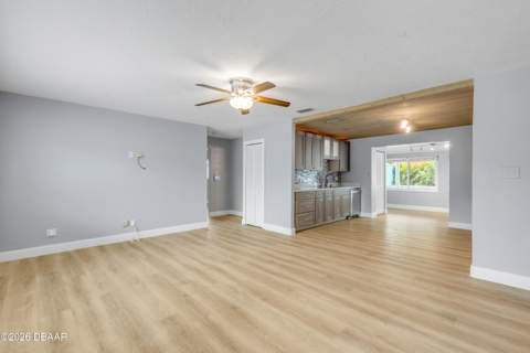 921 E 2nd Avenue, New Smyrna Beach FL - photo 12 of 69