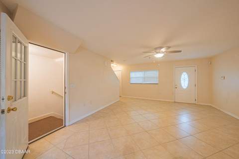 3733 Cardinal Boulevard #2, Daytona Beach FL - photo 11 of 35