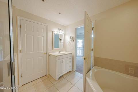 3733 Cardinal Boulevard #2, Daytona Beach FL - photo 21 of 35