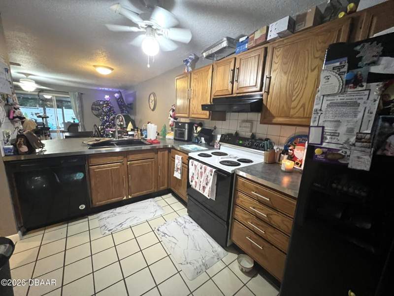 2 bedroom Townhouse at 3554 Forest Branch Drive #D, Townhomes West, Port Orange — photo 3