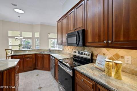 11 Cypress Hollow Lane, Ormond Beach FL - photo 12 of 31