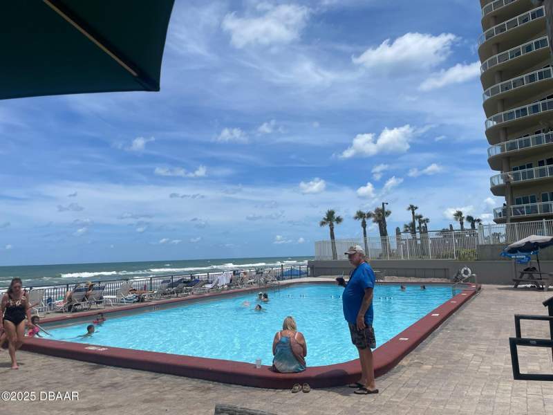 3 bedroom Condotel at 1909 S Atlantic Avenue #517, Oceanside Inn, Daytona Beach Shores — photo 3