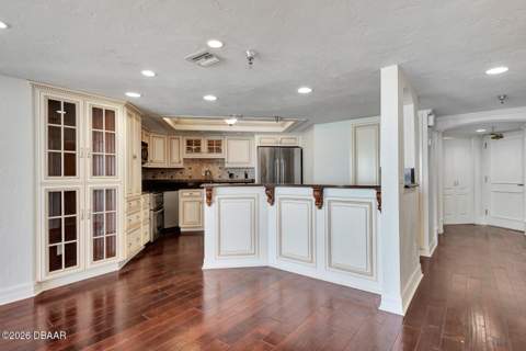 2425 S Atlantic Avenue #1105, Daytona Beach Shores FL - photo 13 of 73