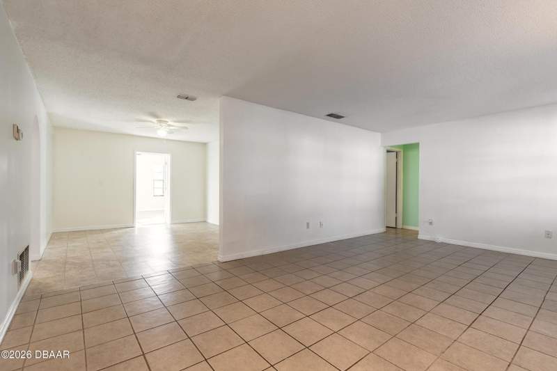 4 bedroom Single Family Residence at 1210 Mellisa Drive, Willow Run, Port Orange — photo 5