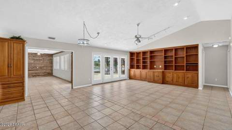114 Roble Lane, Ormond Beach FL - photo 16 of 66