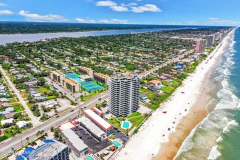 1420 N Atlantic Avenue #901, Daytona Beach FL - photo 12 of 17