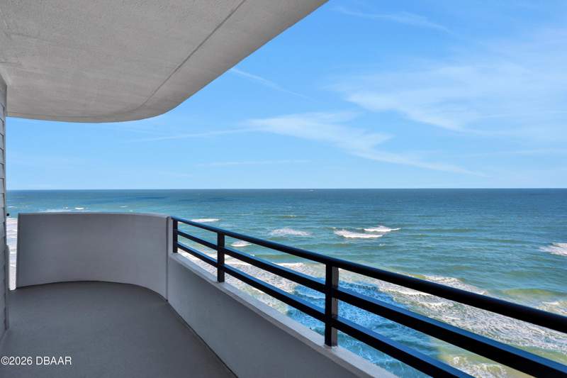 3 bedroom Condominium at 1420 N Atlantic Avenue #901, Horizons Condo, Daytona Beach — photo 3