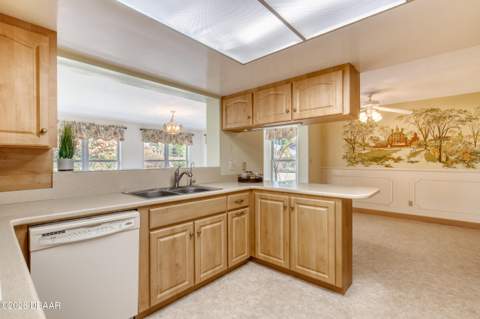 308 Navajo Avenue, Ormond Beach FL - photo 13 of 89